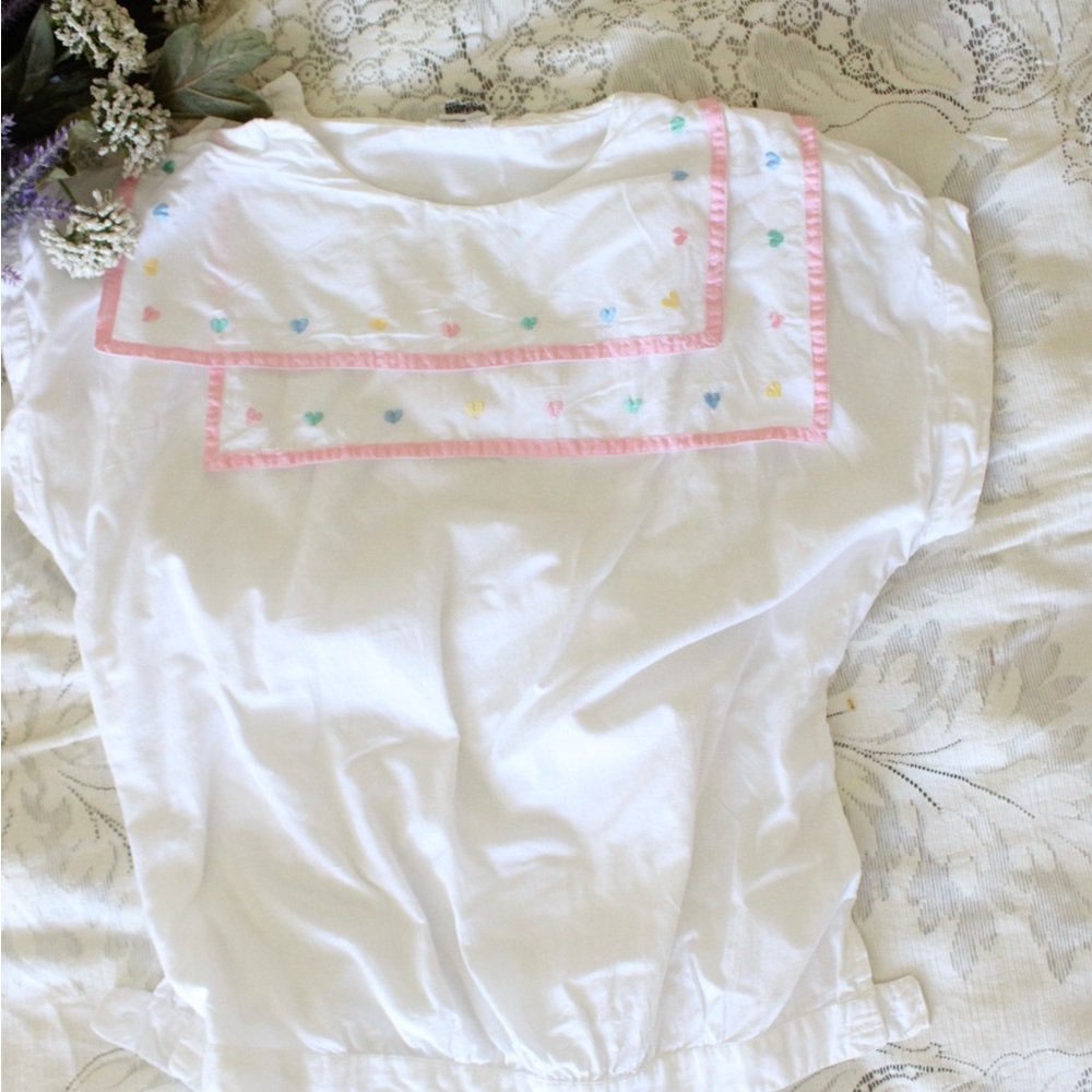 GAP White Blouse with Pink Trim and Multicolor Embroidery